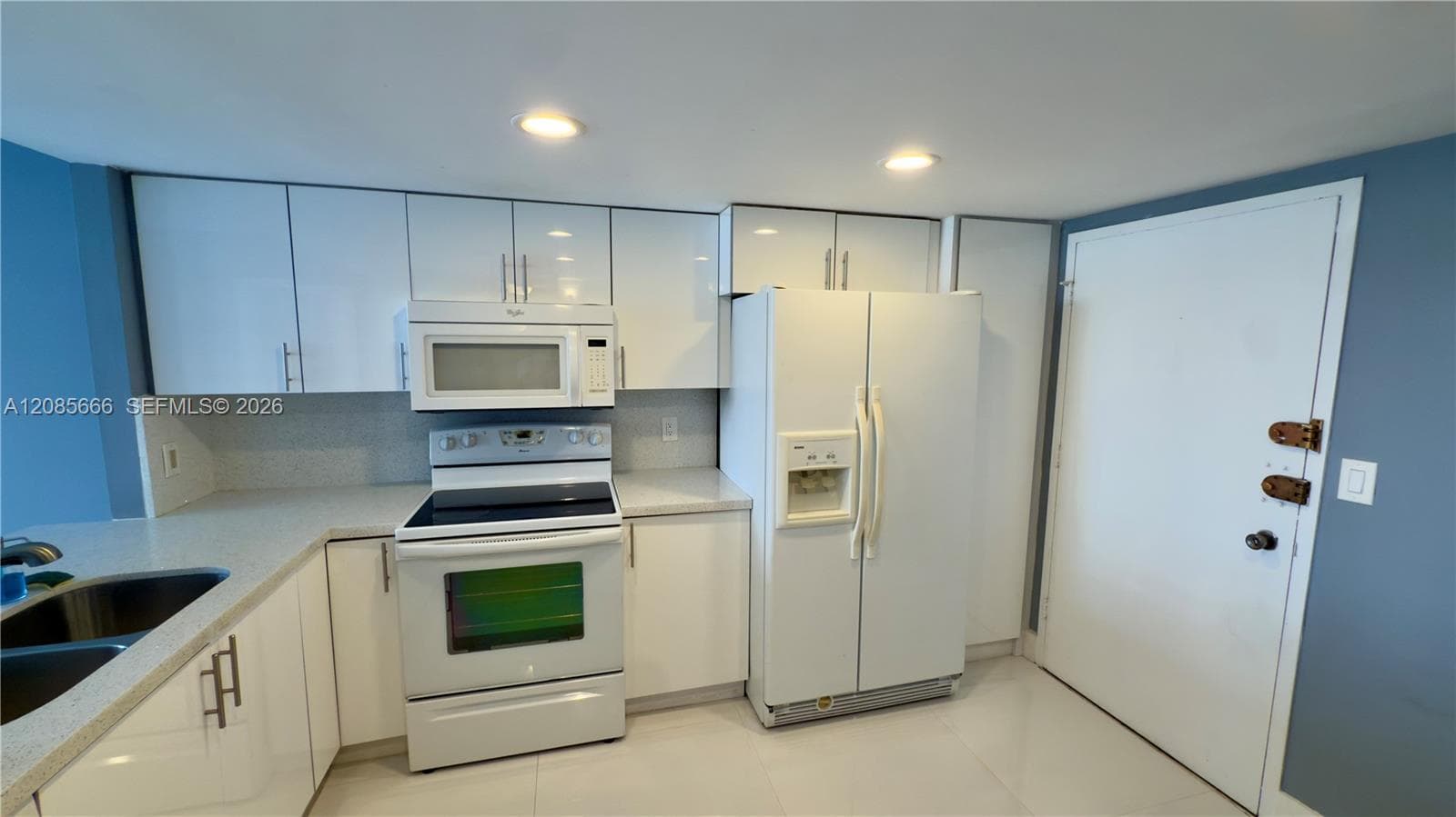 BUCKLEY TOWERS CONDO · #422E in Miami - Photo 6