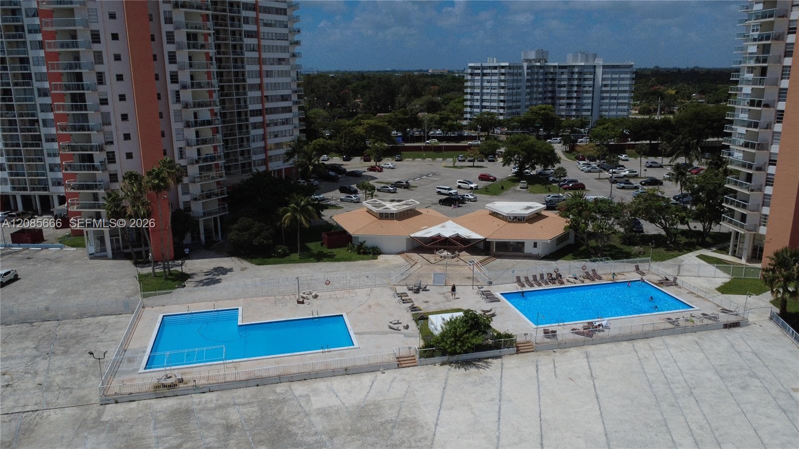 BUCKLEY TOWERS CONDO · #422E in Miami - Photo 3