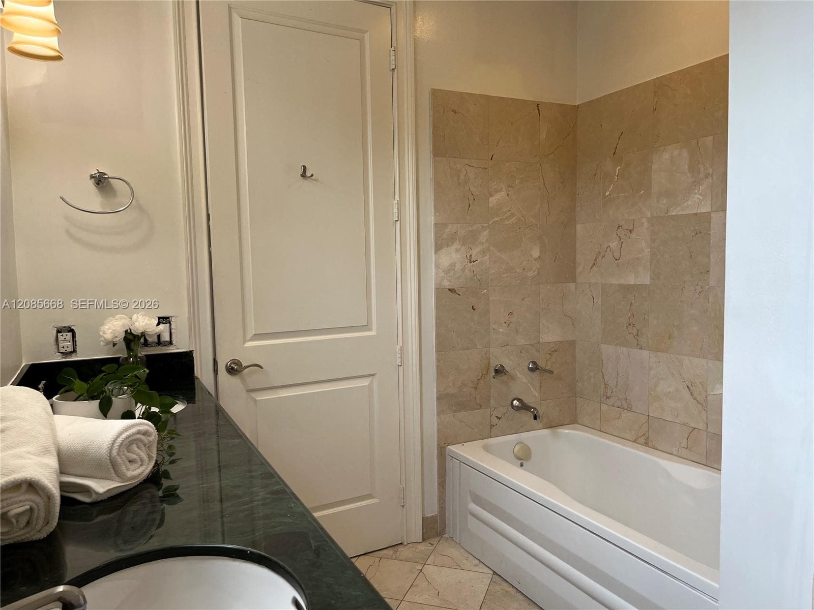 570 Loretto Ave #10 photo 10