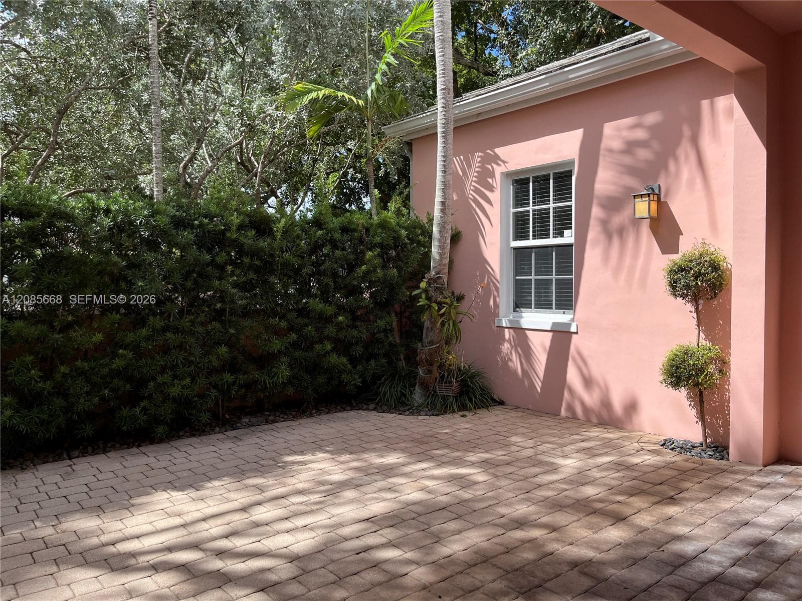 570 Loretto Ave #10 photo 15