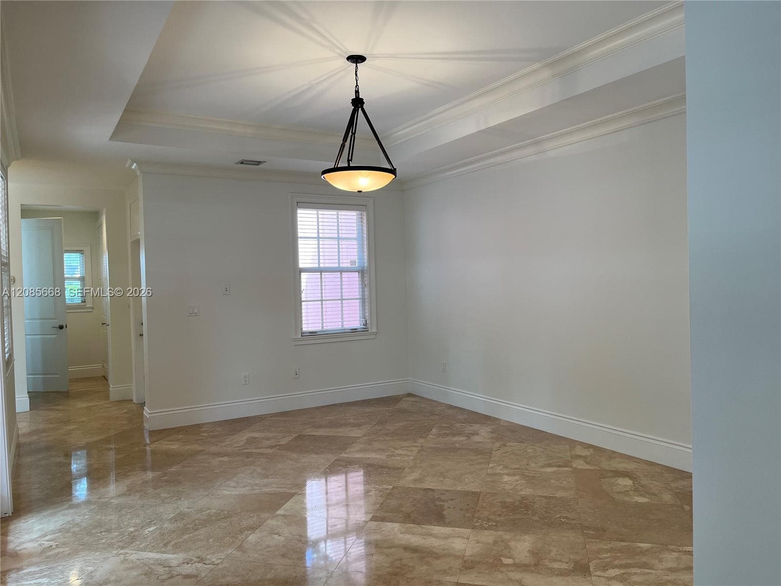 570 Loretto Ave #10 photo 8