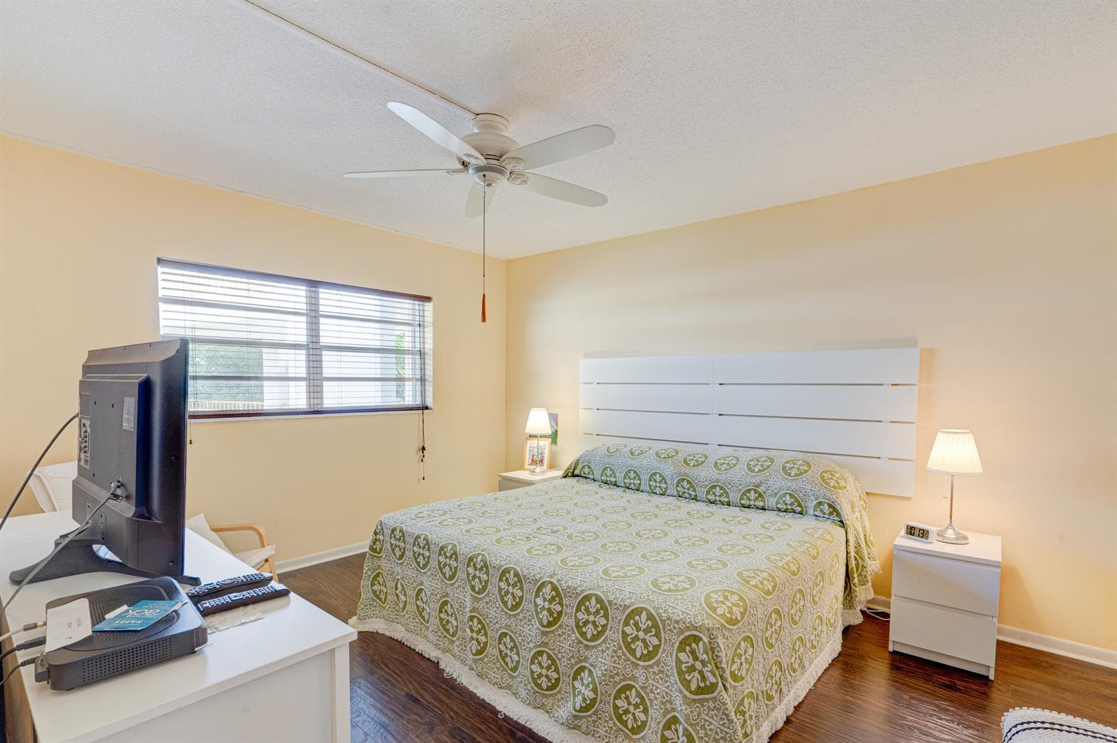 5401 NW 2nd Ave #227_Pictures_25_10.03.2