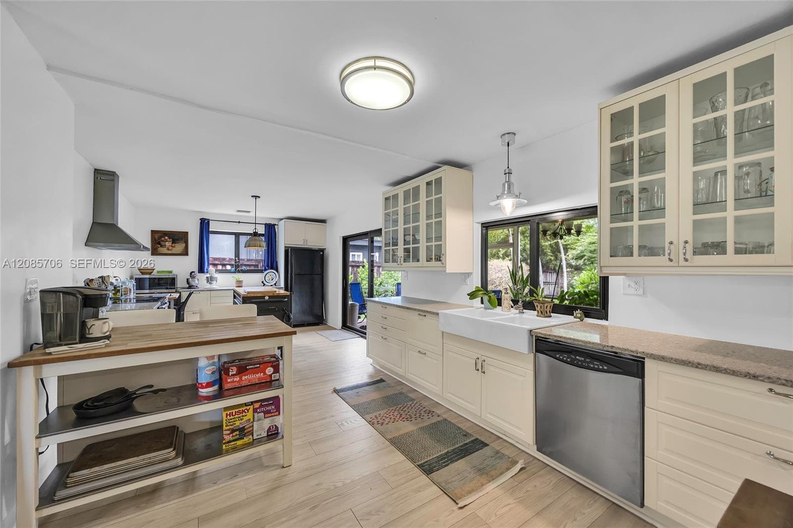1317 Funston St photo 7