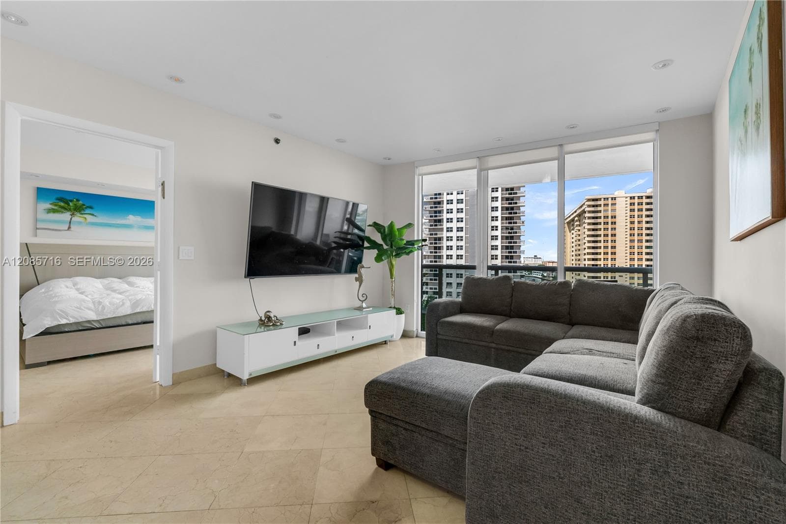 Beach Club Condo · #706 in Hallandale Beach - Photo 17