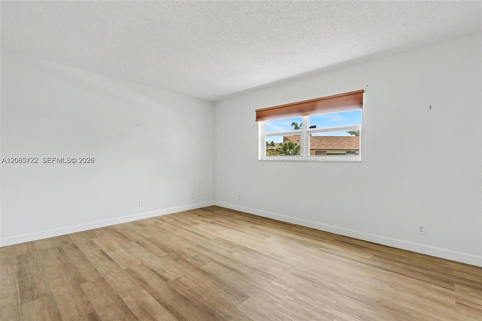 MEADOWBROOK LAKES CONDO · #103 in Dania Beach - Photo 28