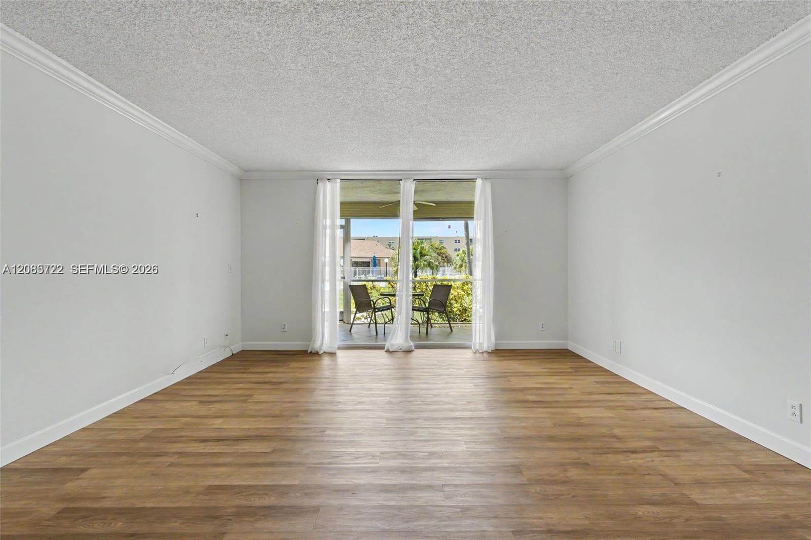 MEADOWBROOK LAKES CONDO · #103 in Dania Beach - Photo 4