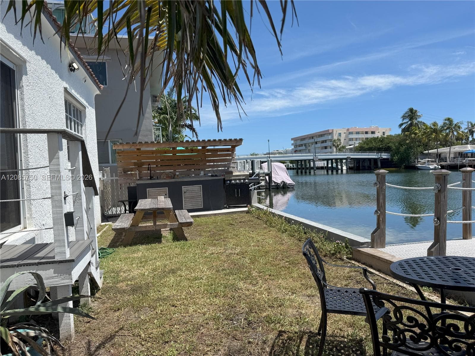 OASIS ON THE BEACH CONDO · #1 in Miami Beach - Photo 3