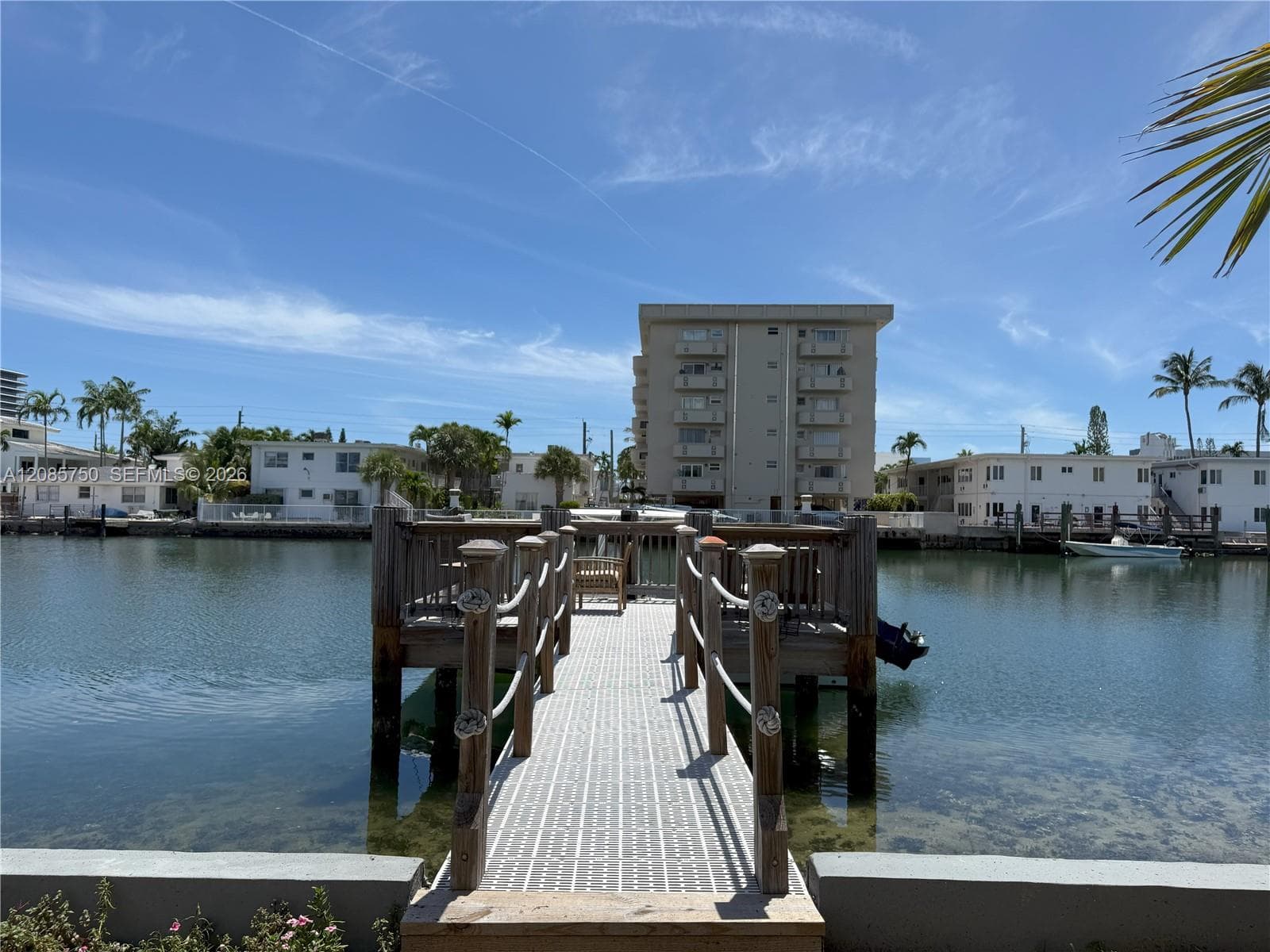 OASIS ON THE BEACH CONDO · #1 in Miami Beach - Photo 4