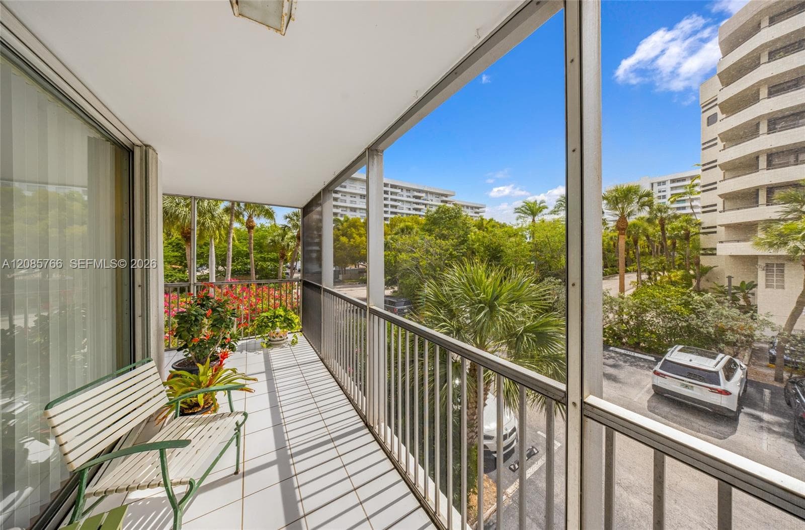 The Island Breaker · #2H in Key Biscayne - Photo 4