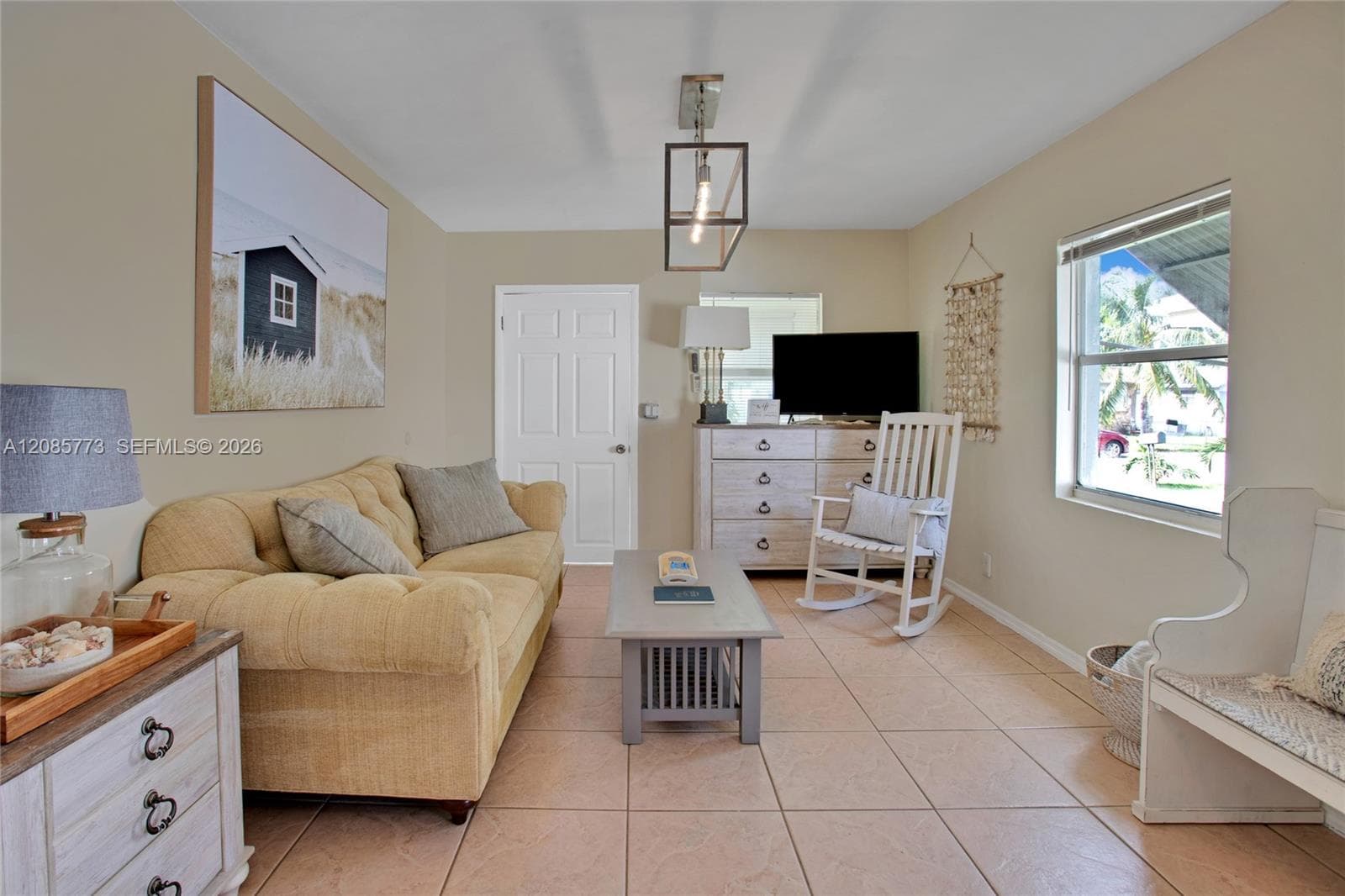 2315 Hope St photo 5