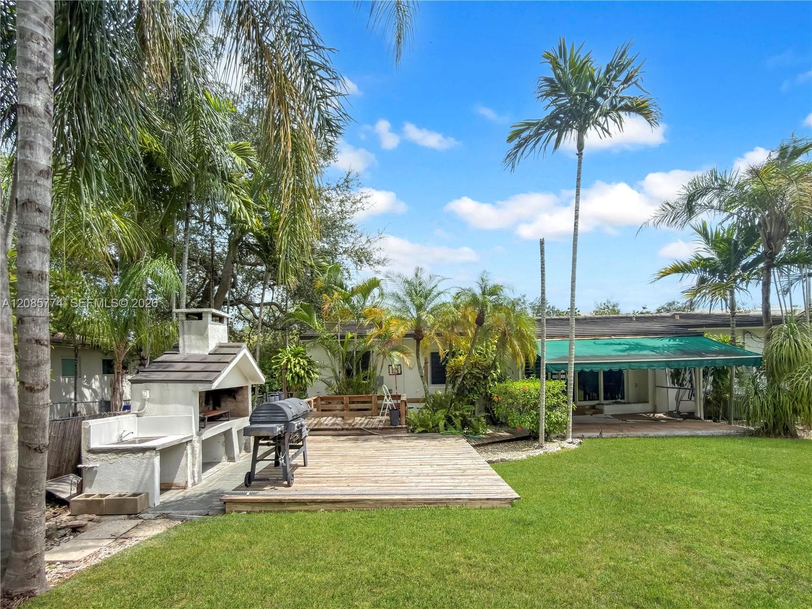 3128 Coconut Grove Dr photo 26