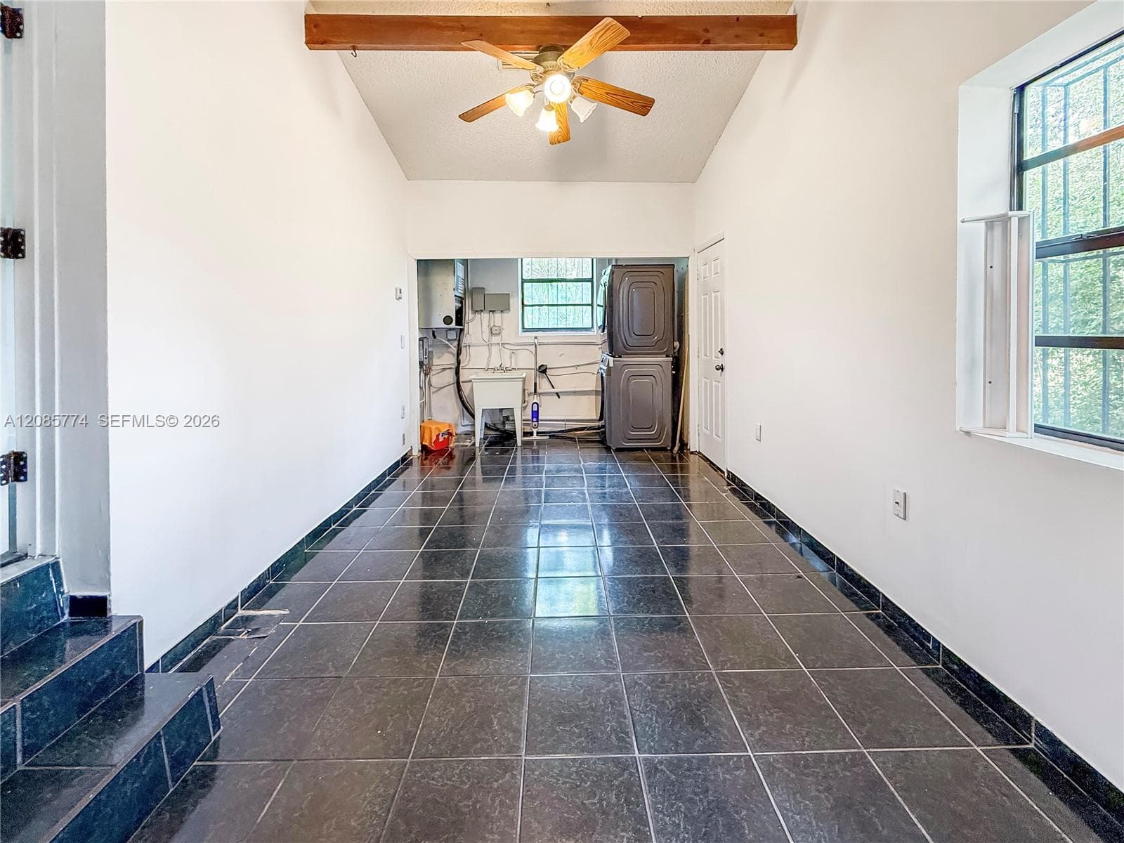 3128 Coconut Grove Dr photo 20