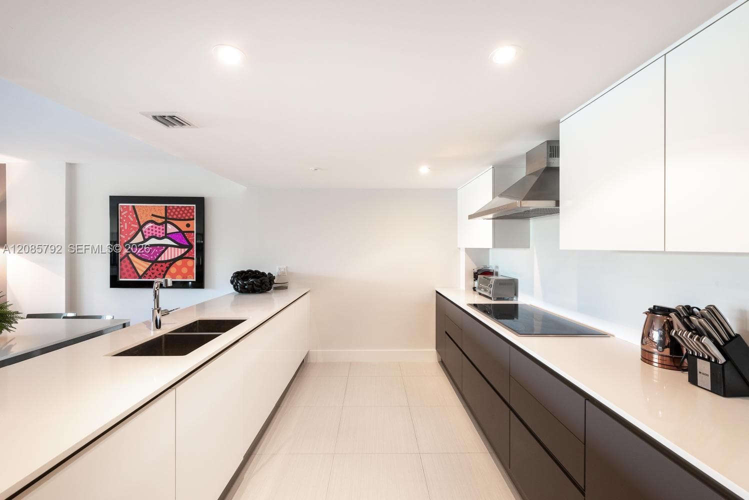 Commodore Club South · #206 in Key Biscayne - Photo 6