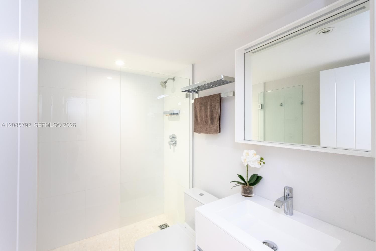 Commodore Club South · #206 in Key Biscayne - Photo 17