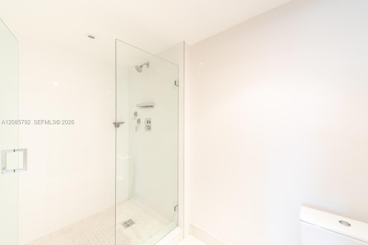 Commodore Club South · #206 in Key Biscayne - Photo 12