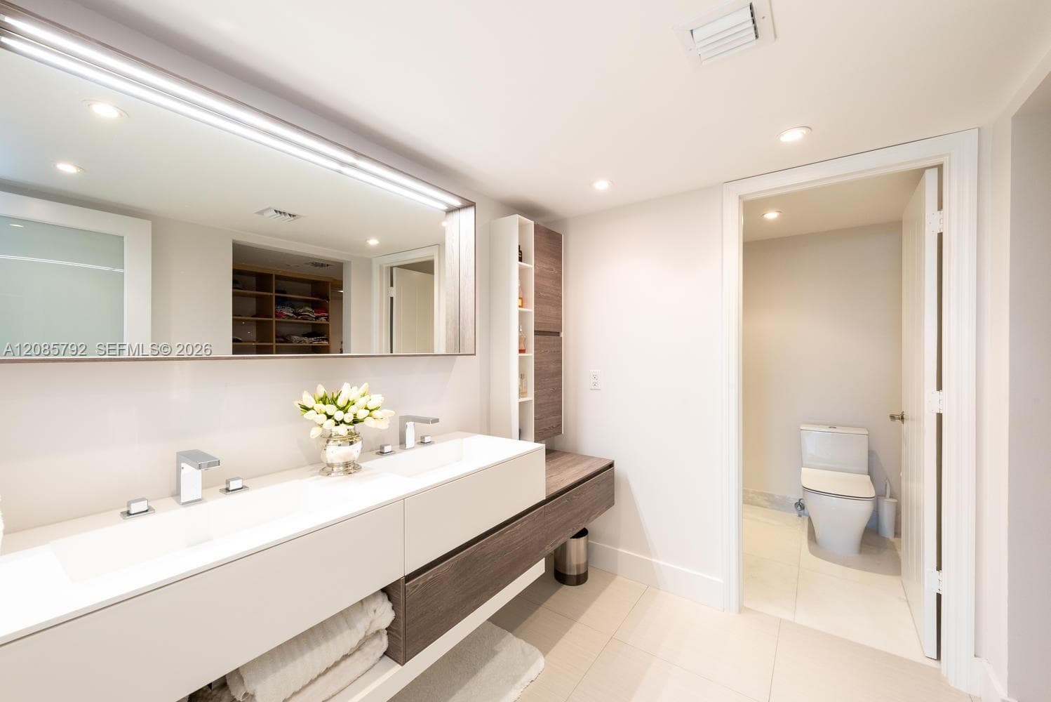 Commodore Club South · #206 in Key Biscayne - Photo 11