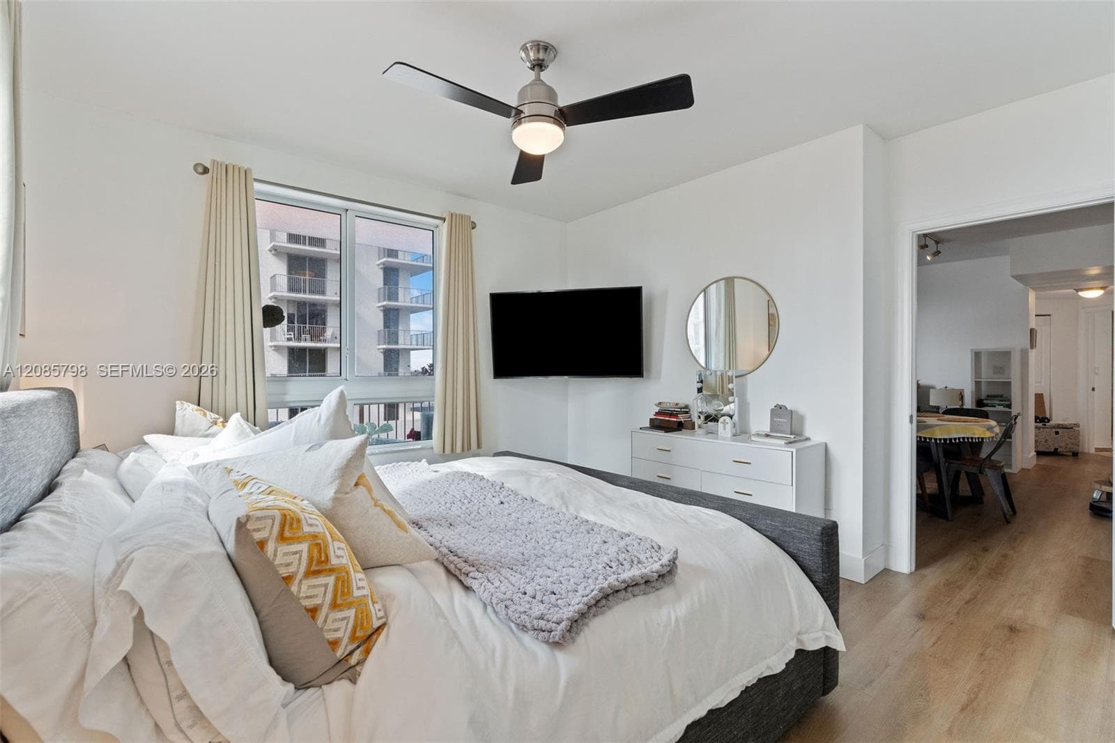 TOSCANO CONDO · #1110S in Miami - Photo 8