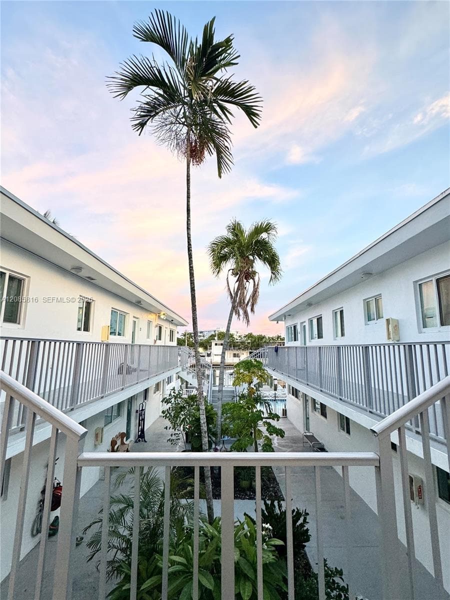 BISCAYNE BCH SUB · #2 in Miami Beach - Photo 9