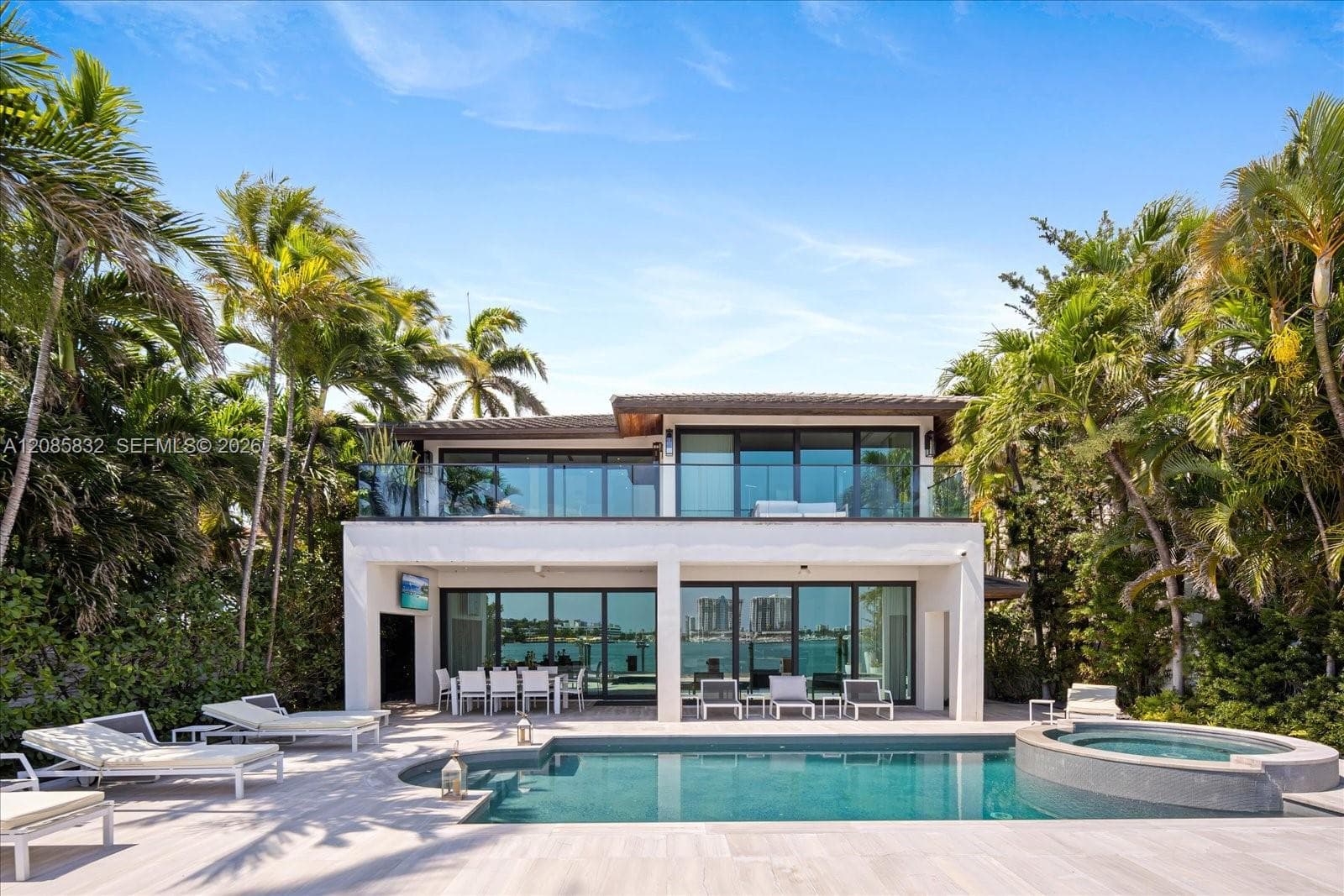 401 E Rivo Alto Dr photo 33