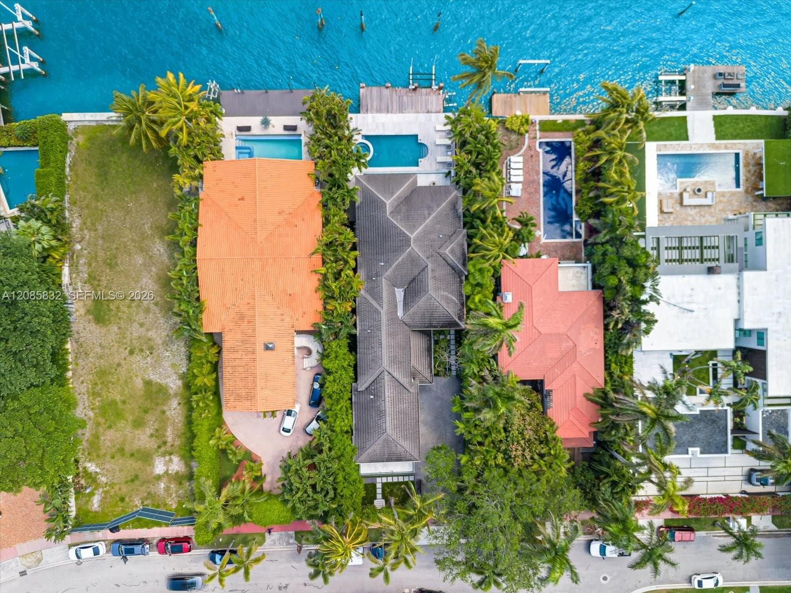 401 E Rivo Alto Dr photo 45