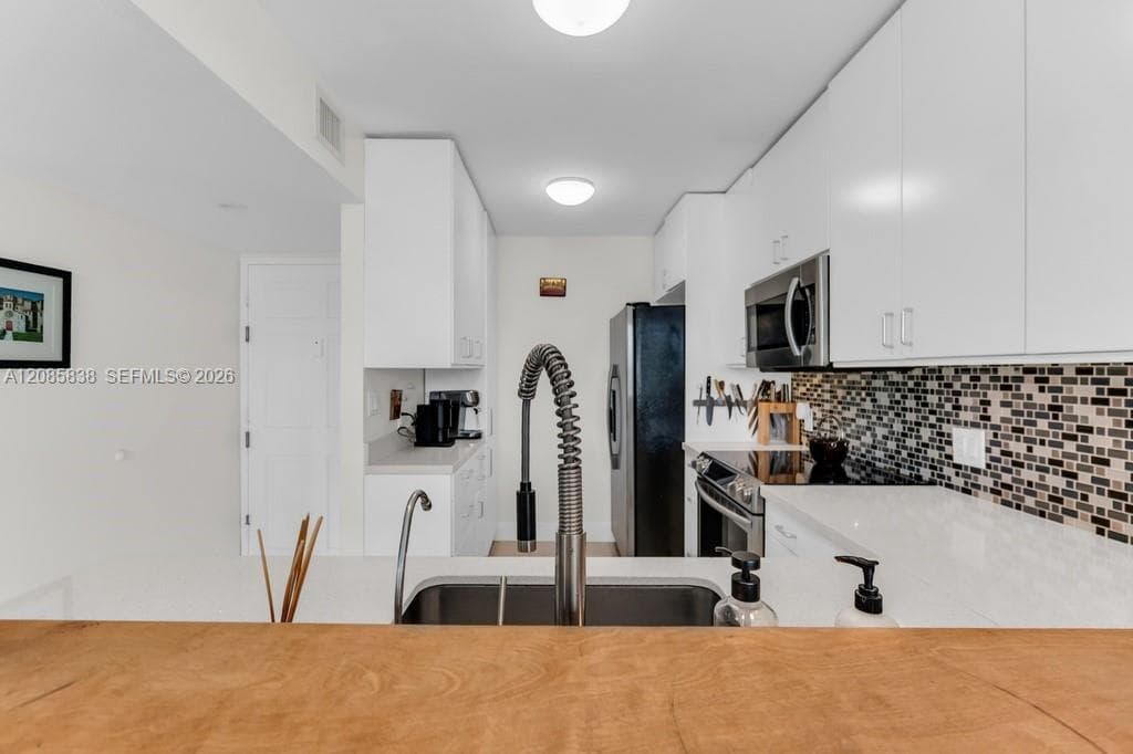 1600 SOUTH BAYSHORE LANE · #4C in Miami - Photo 12