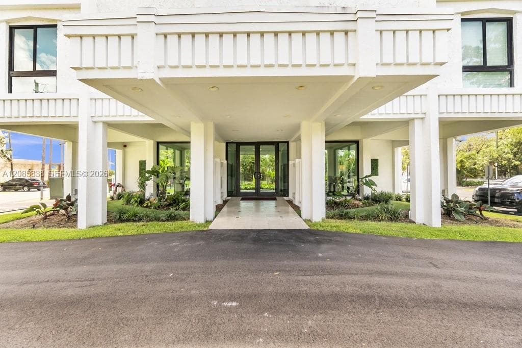 1600 SOUTH BAYSHORE LANE · #4C in Miami - Photo 3