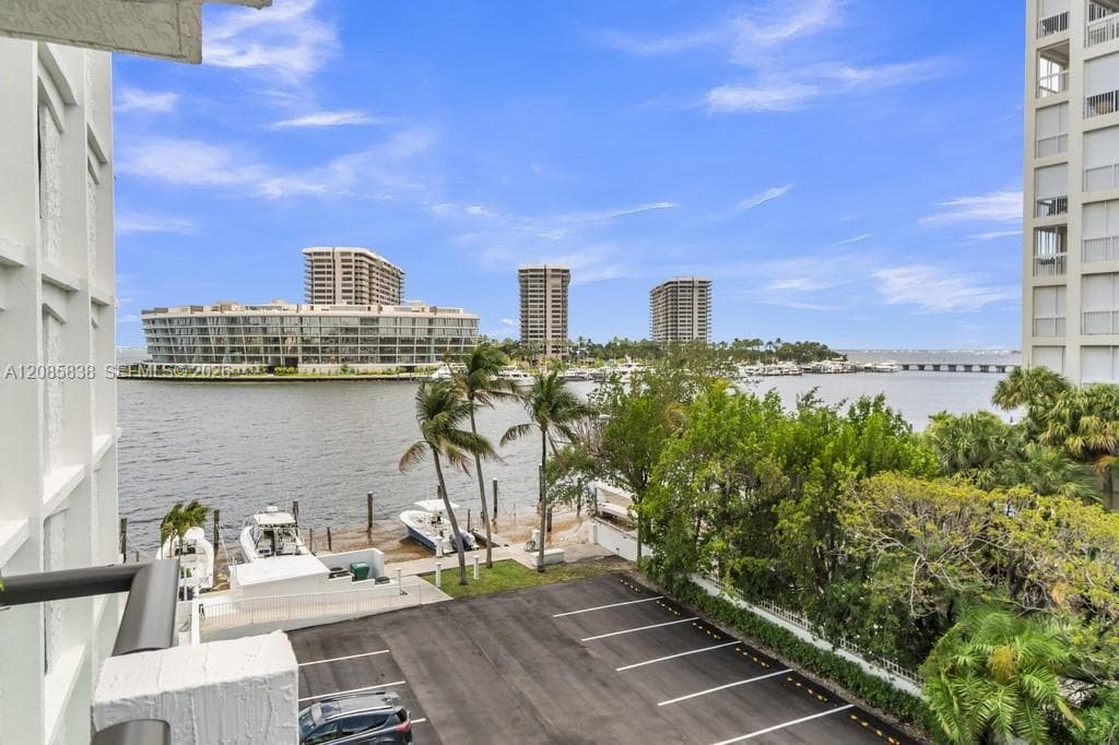1600 SOUTH BAYSHORE LANE · #4C in Miami - Photo 34