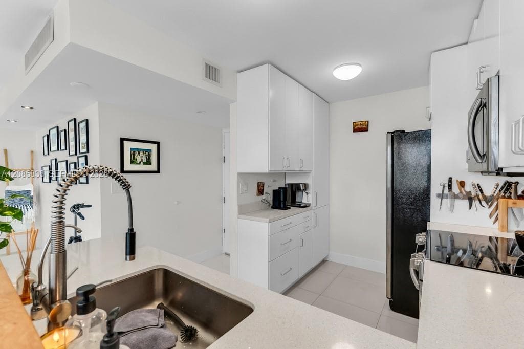 1600 SOUTH BAYSHORE LANE · #4C in Miami - Photo 11
