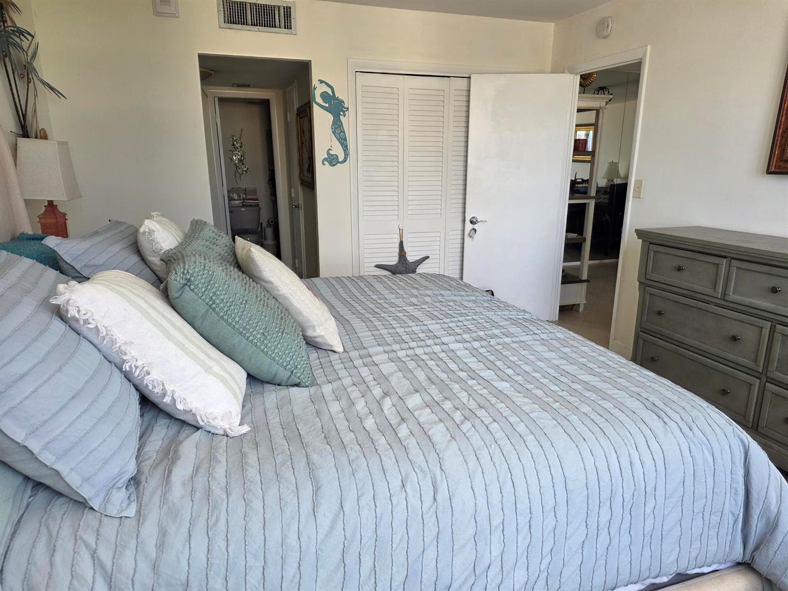 1900 S Ocean Blvd 15-K bedroom view from