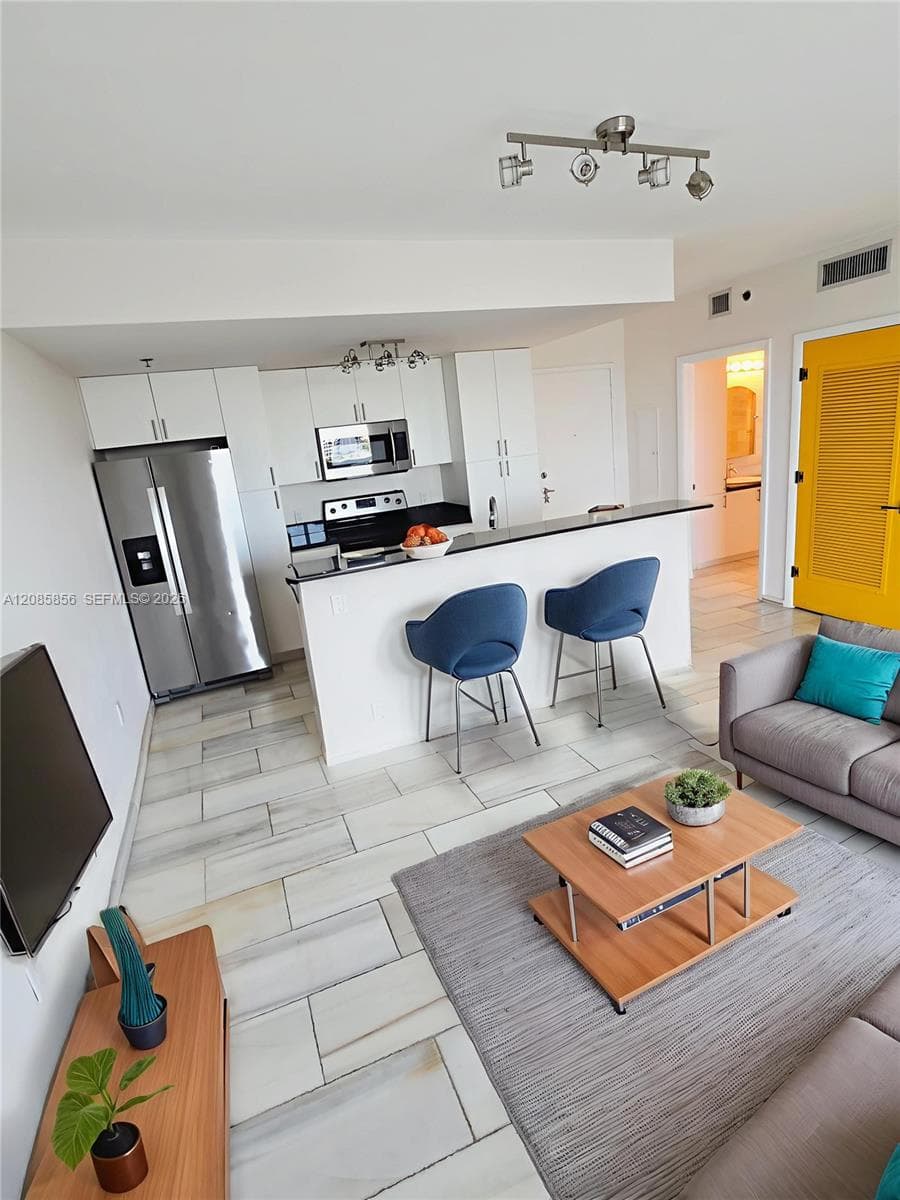 CORAL SEA VIEW CONDO · #1203 in Miami - Photo 2