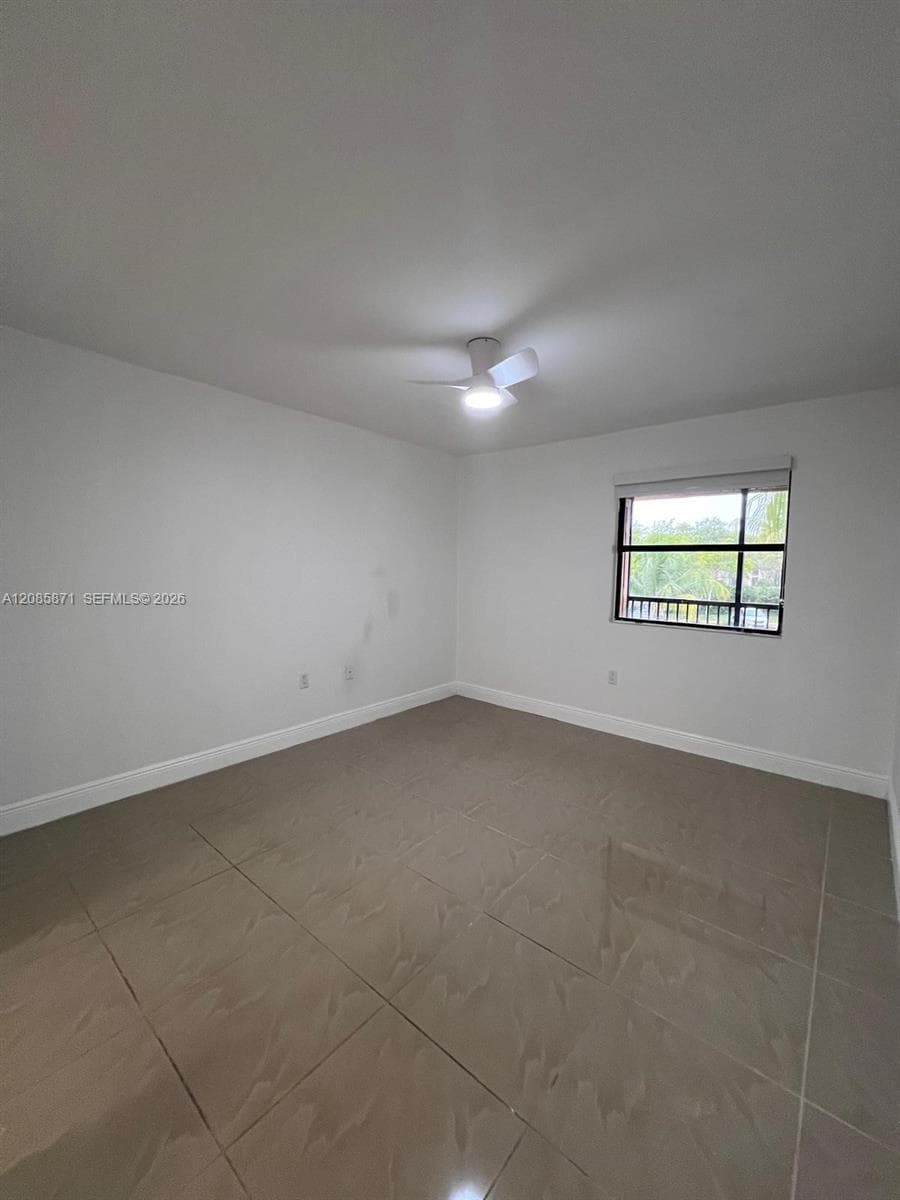 BISCAYNE BEACH CLUB CONDO · #10211 in Miami - Photo 23