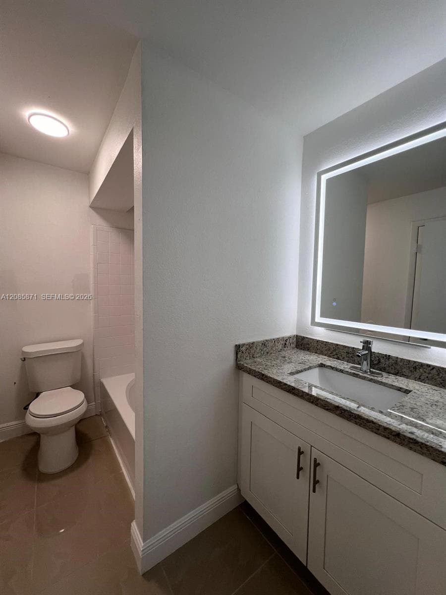BISCAYNE BEACH CLUB CONDO · #10211 in Miami - Photo 26