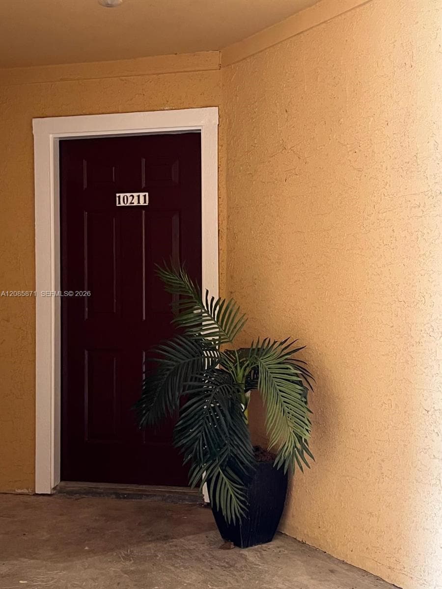 BISCAYNE BEACH CLUB CONDO · #10211 in Miami - Photo 9