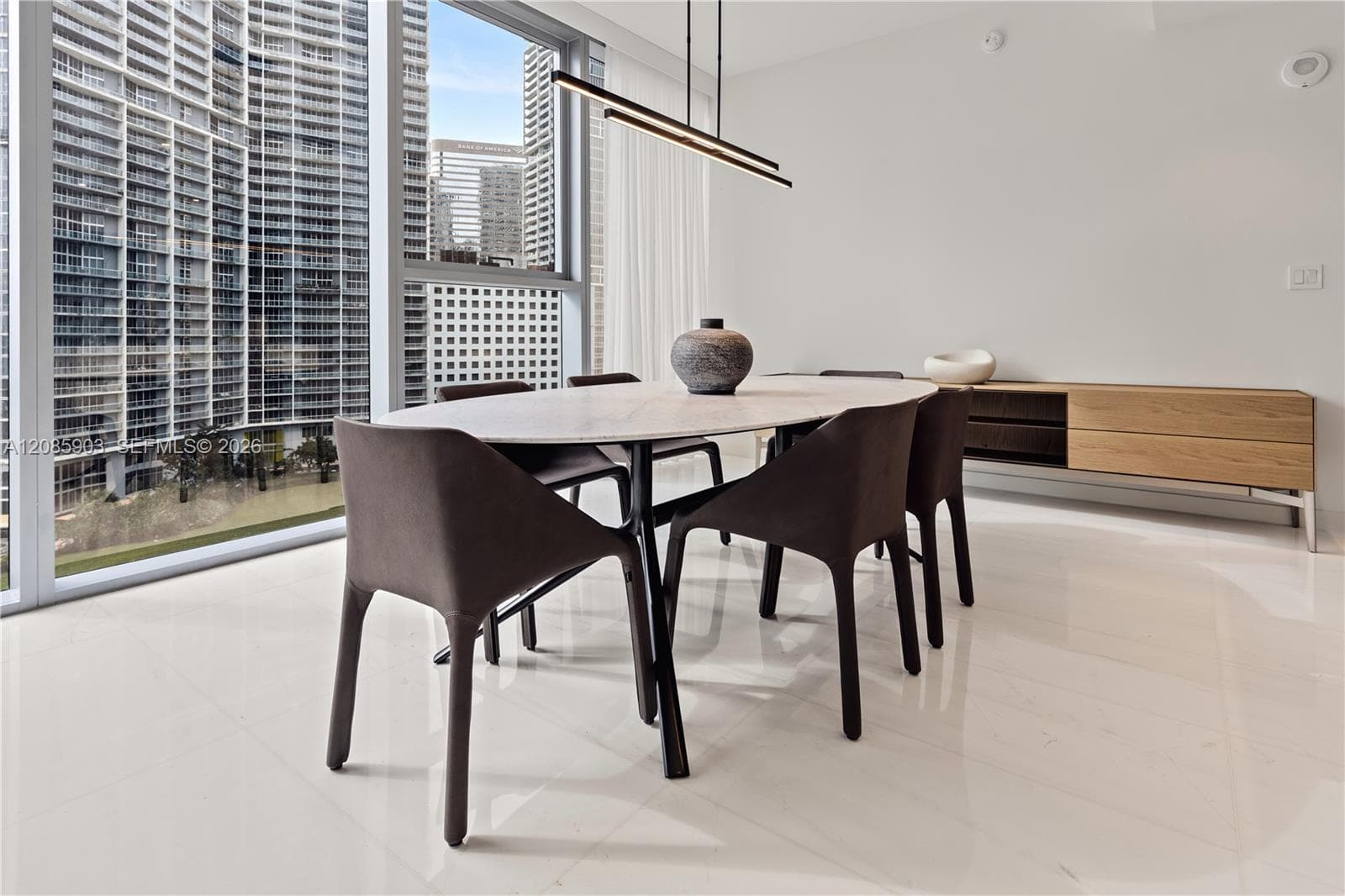 Aston Martin Residences · #1404W in Miami - Photo 6