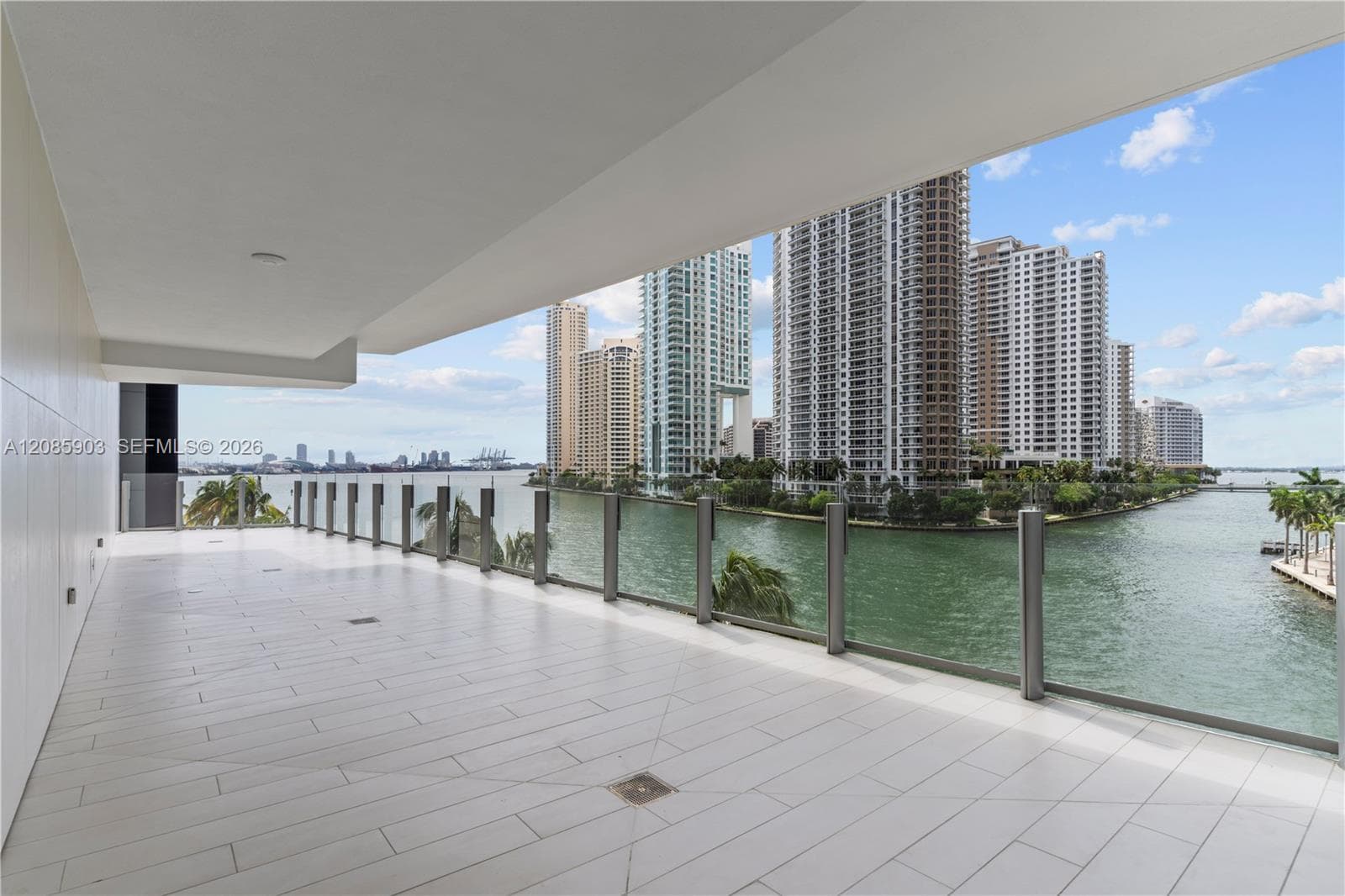 Aston Martin Residences · #1404W in Miami - Photo 7