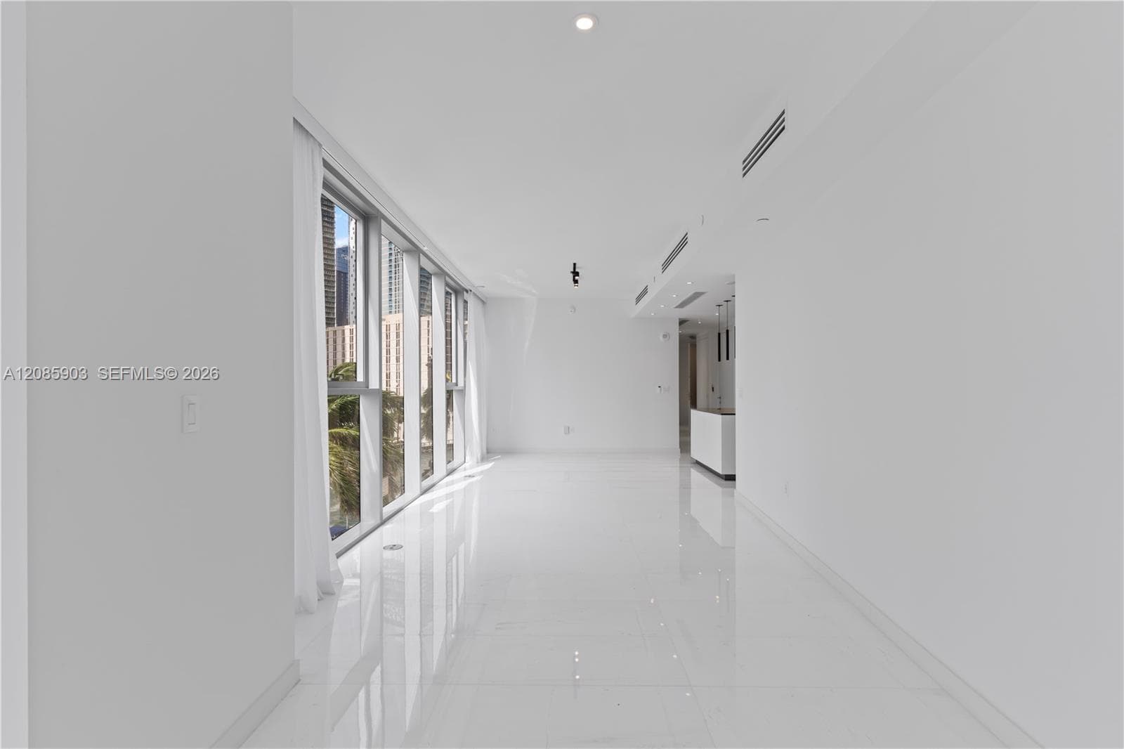 Aston Martin Residences · #1404W in Miami - Photo 14