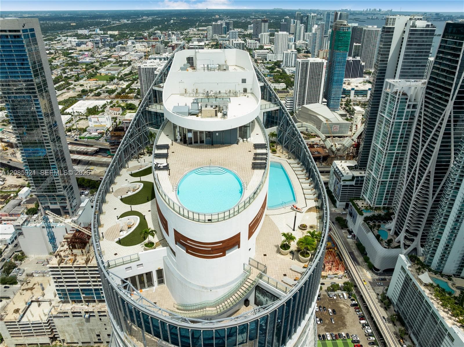 Paramount Miami Worldcenter · #3408 in Miami - Photo 27