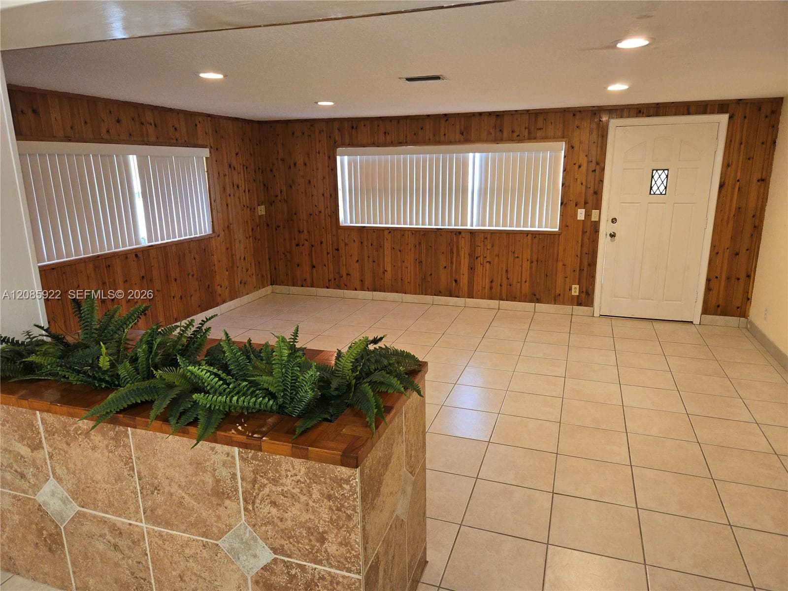 2359 N Wallen Dr photo 13