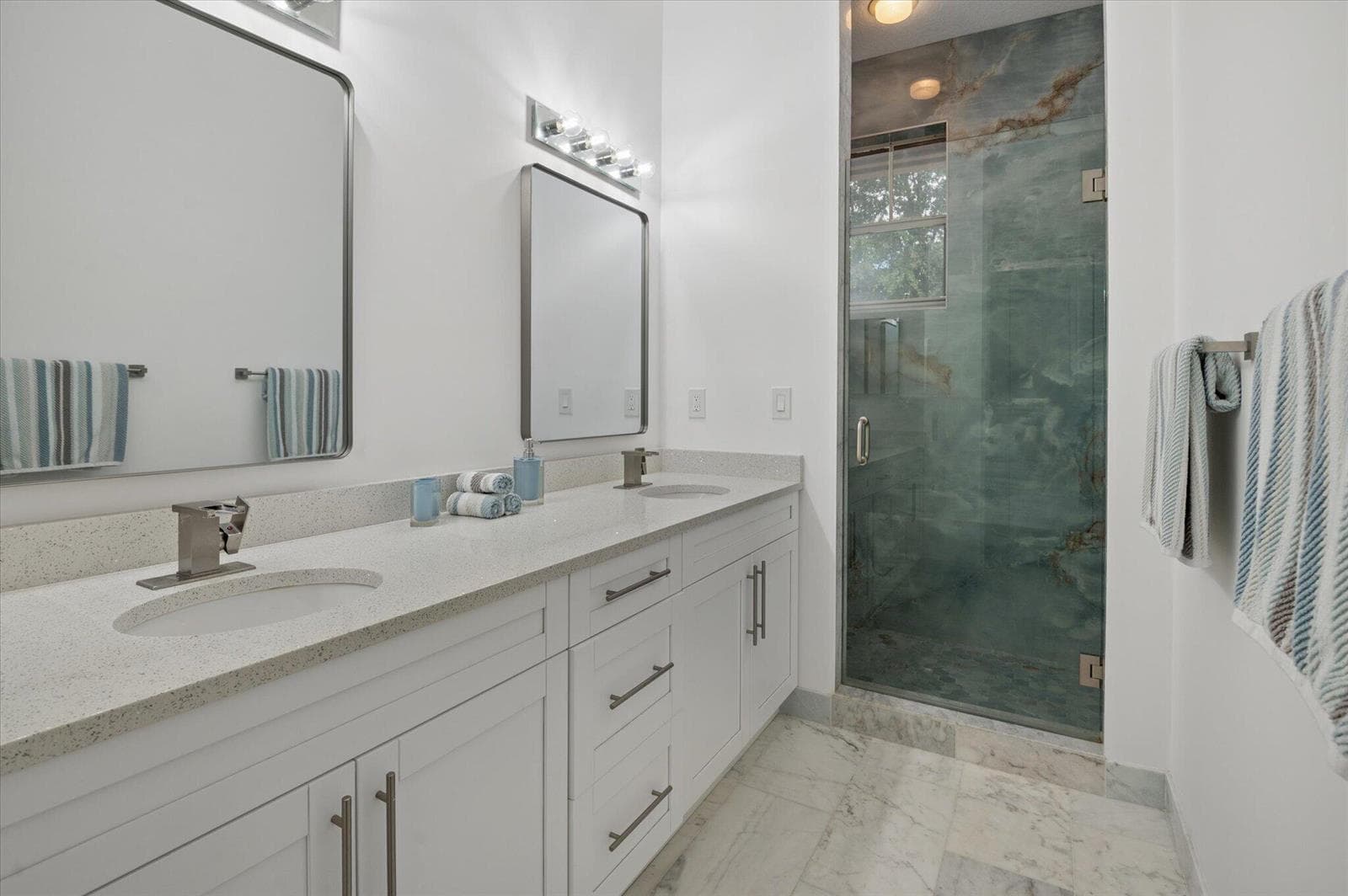 13-Steiner-950 Marina Del Ray Ln #4-13
