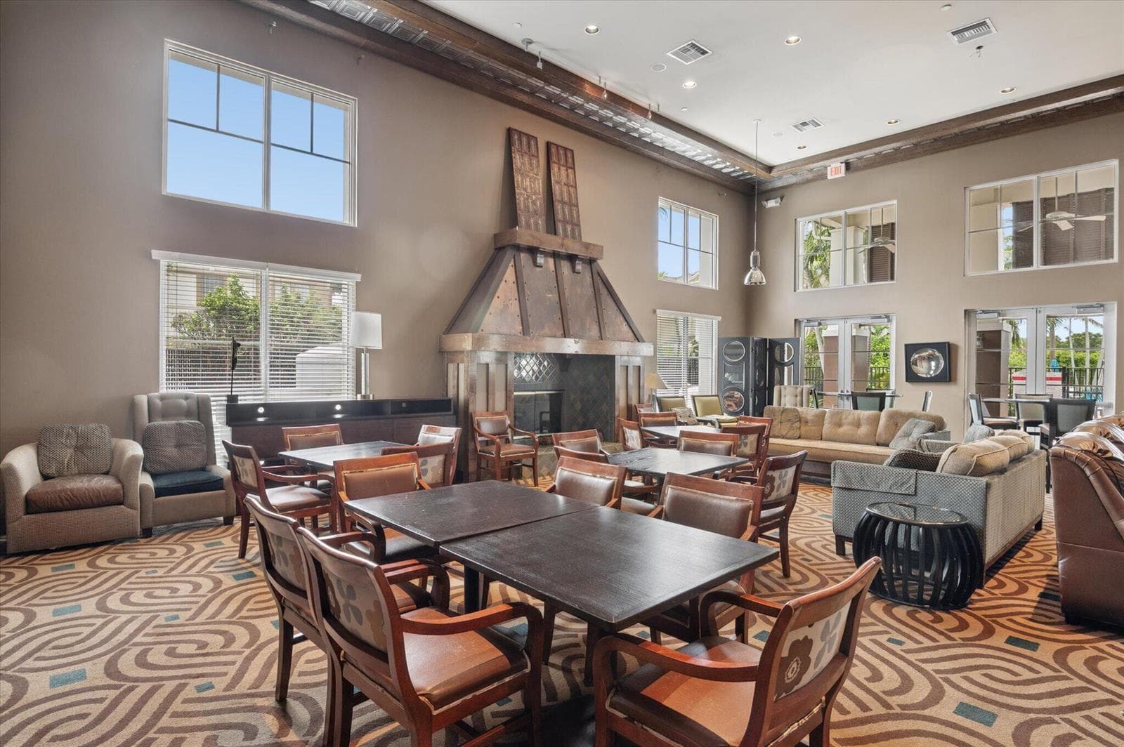 23-Steiner-950 Marina Del Ray Ln #4-23