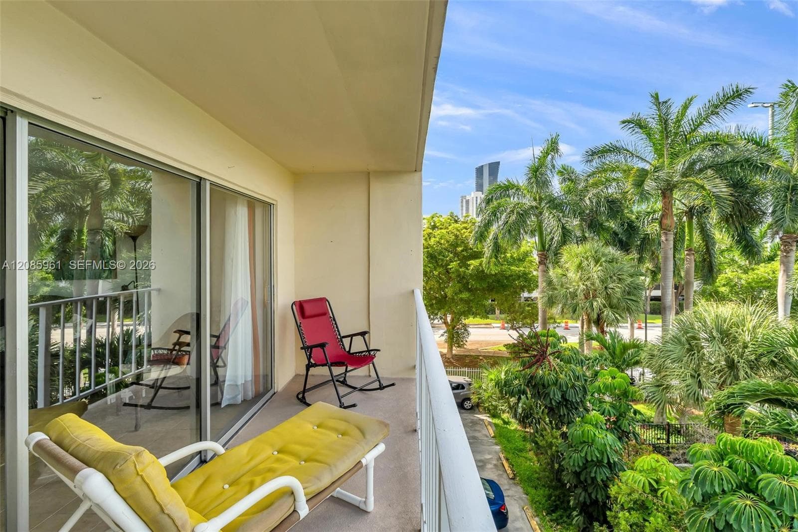 MARBELLA TOWER CONDO · #409 in Sunny Isles Beach - Photo 2