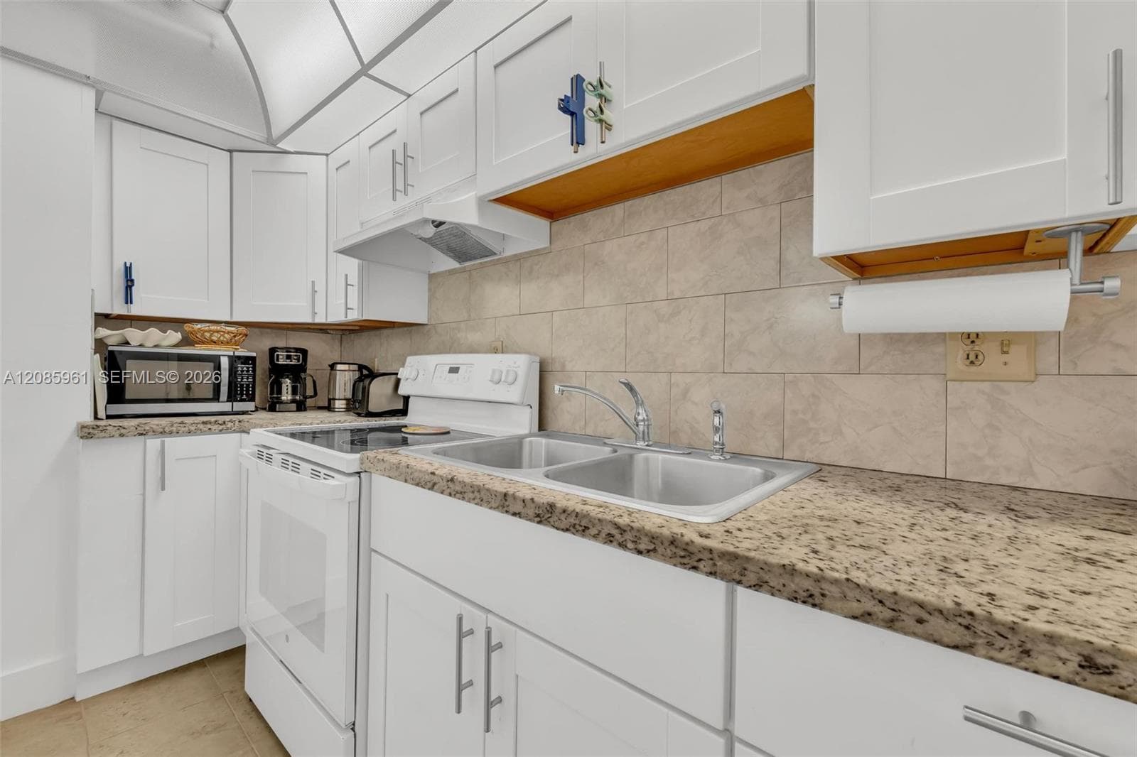 MARBELLA TOWER CONDO · #409 in Sunny Isles Beach - Photo 22