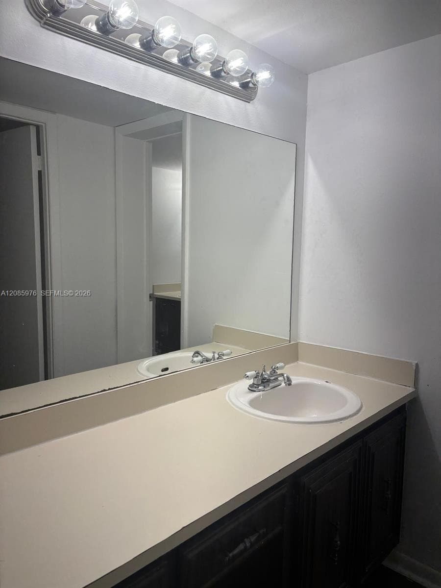 MONTECARLO CONDO · #B-308 in Miami - Photo 3