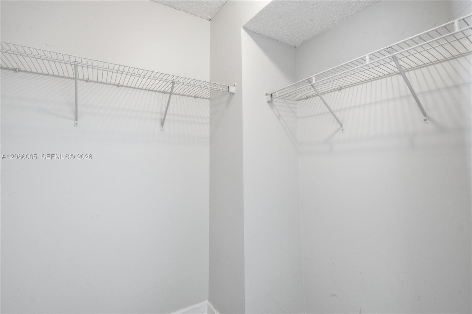 WINSTON TOWERS 700 CONDO · #2104 in Sunny Isles Beach - Photo 10