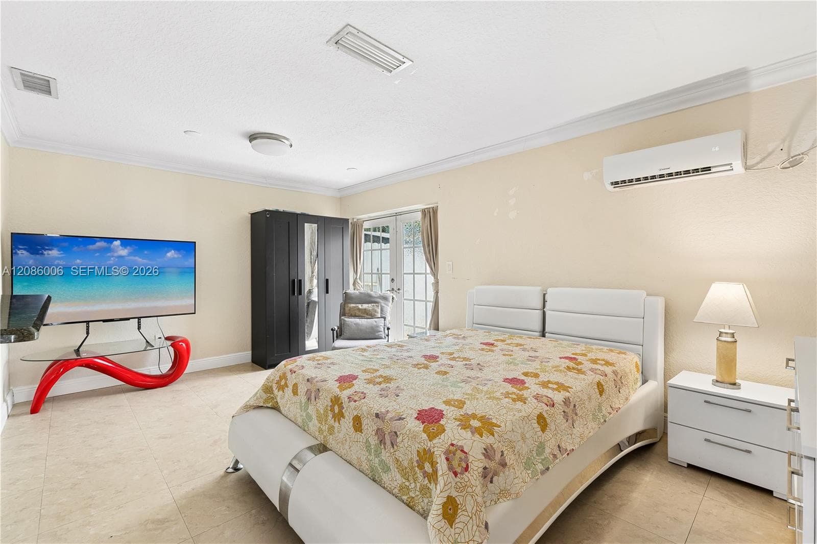 1st floor bedroom