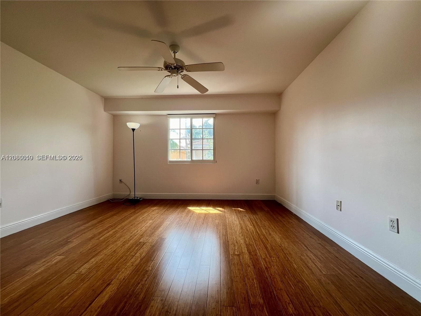 2965 NE 185th St #1503 photo 4