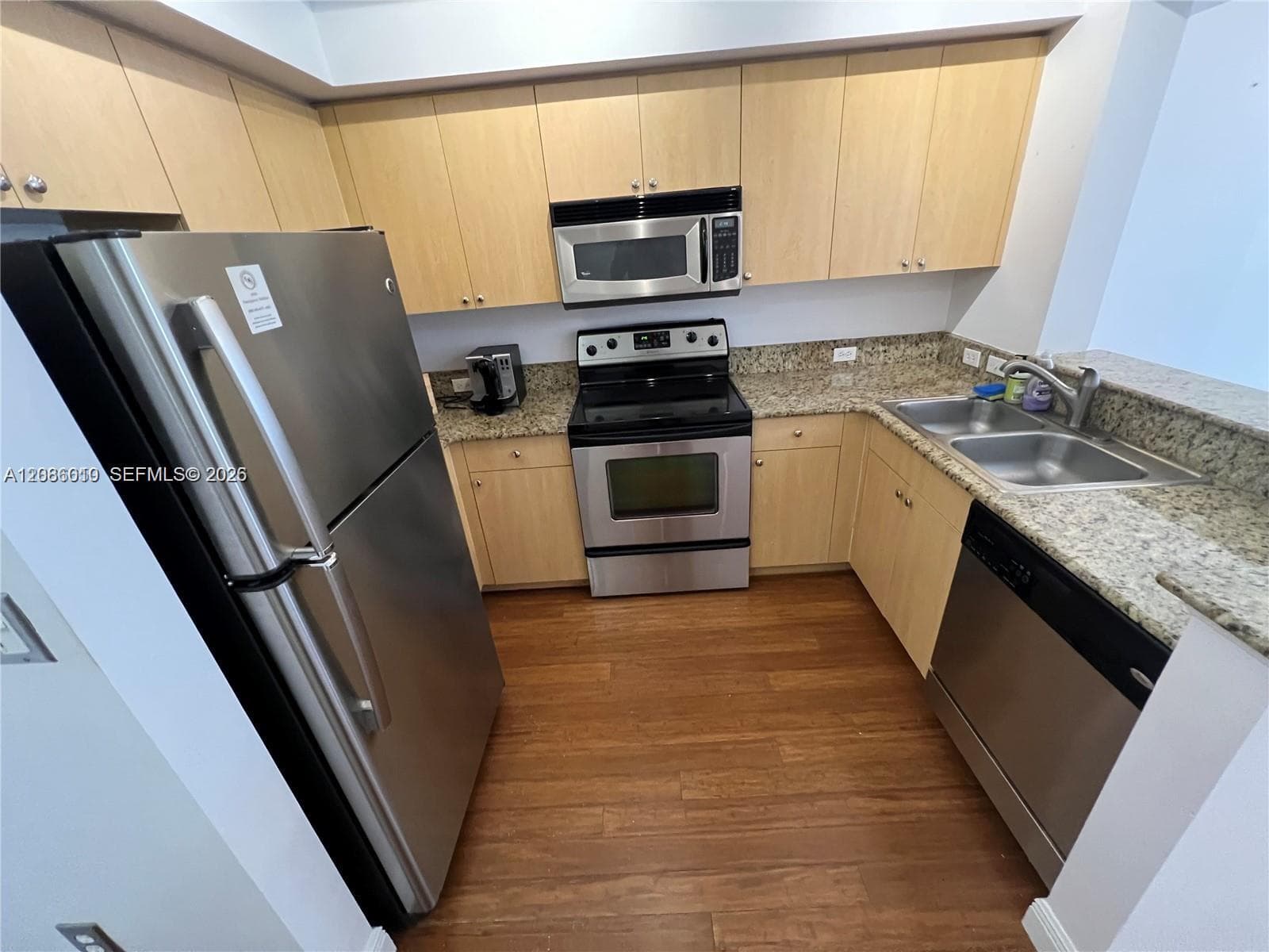 2965 NE 185th St #1503 photo 8