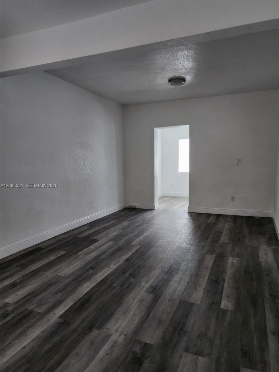 1250 NW 55th St photo 11