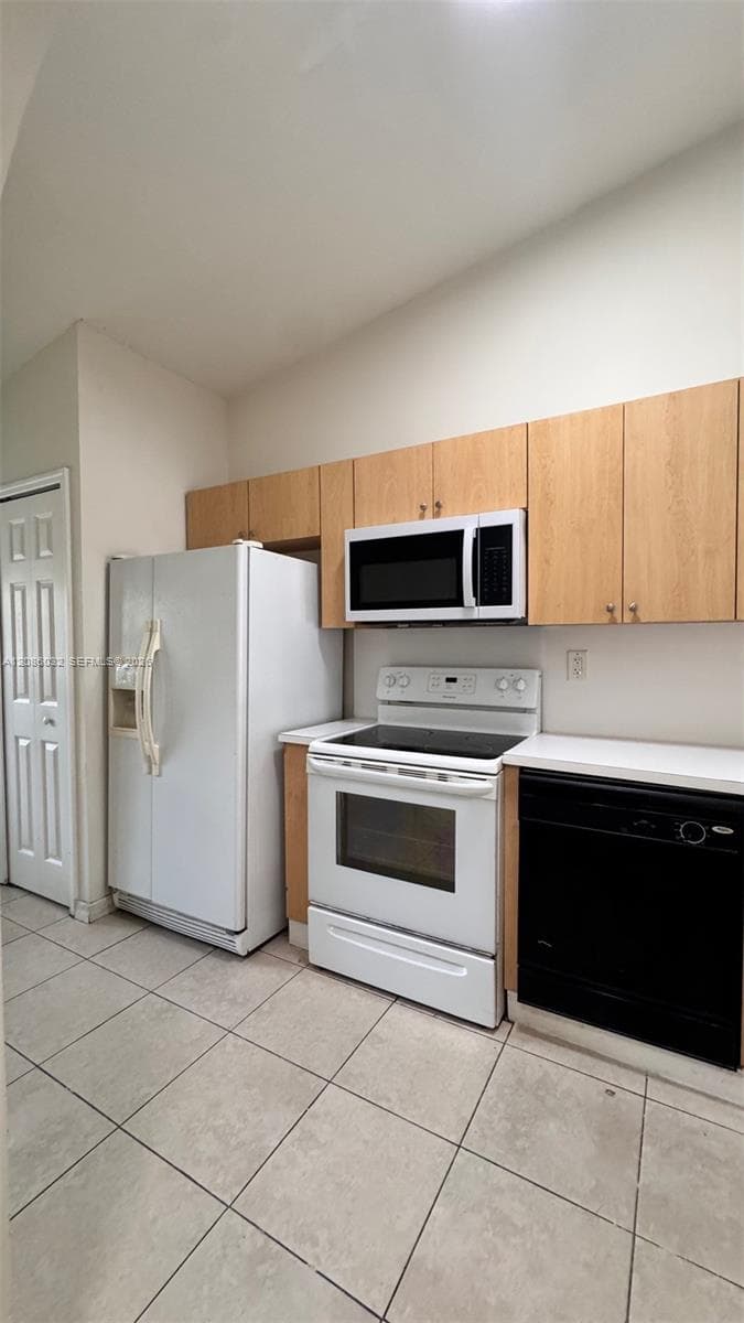 VENETIA GARDENS · #205-47 in Homestead - Photo 9