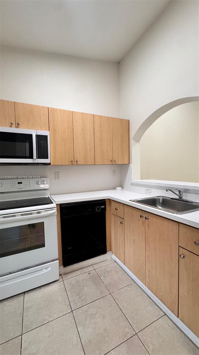 VENETIA GARDENS · #205-47 in Homestead - Photo 10